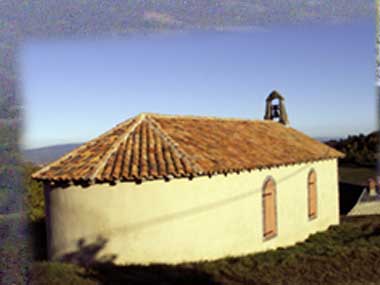 Chapelle à fraissinet (Saint-Flour, Cantal - Auvergne)